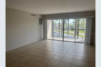 10355 Paradise Boulevard #113, Treasure Island, FL 33706 - Photo 3
