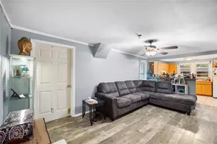 1510 E 99th Ave, Tampa, FL 33612 - Photo 11