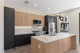 8405 Modano Pl, Tampa, FL 33614 - Photo 11