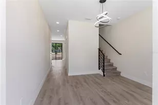 8405 Modano Pl, Tampa, FL 33614 - Photo 7
