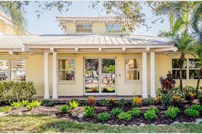 525 8th Street W, Bradenton, FL 34205 - Photo 17