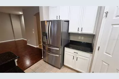10279 Newminster Loop, Ruskin, FL 33573 - Photo 11