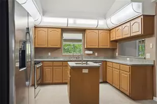17469 Maberly Rd, Weeki Wachee, FL 34614 - Photo 15