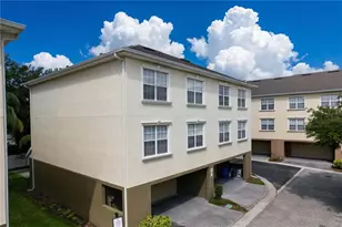 10144 Arbor Run Dr, Tampa, FL 33647 - Photo 3