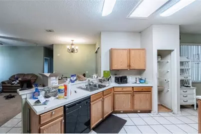 427 Lark Court, Kissimmee, FL 34759 - Photo 9