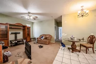 427 Lark Ct, Kissimmee, FL 34759 - Photo 13