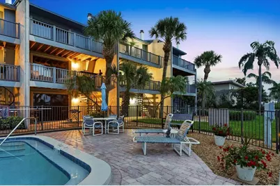 11835 3rd Street E, Treasure Island, FL 33706 - Photo 45