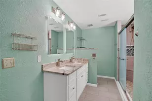 305 Sand Ridge Dr, Valrico, FL 33594 - Photo 19