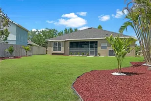 6817 Cromwell Garden Dr, Apollo Beach, FL 33572 - Photo 3
