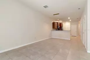 5368 Sylvester Loop, Tampa, FL 33610 - Photo 9