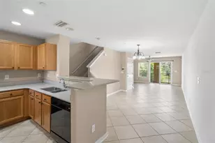 4817 Tuscan Loon Dr, Tampa, FL 33619 - Photo 5