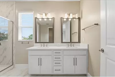 4664 Lagona Lane, Wesley Chapel, FL 33543 - Photo 33