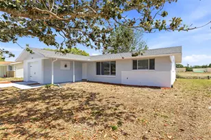 7526 Pineapple Ln, Port Richey, FL 34668 - Photo 3