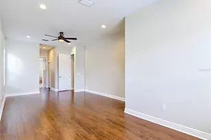 1439 Beaconsfield Dr, Wesley Chapel, FL 33543 - Photo 41