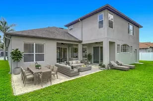 1439 Beaconsfield Dr, Wesley Chapel, FL 33543 - Photo 9