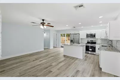 5654 Kiwanis Place NE, Saint Petersburg, FL 33703 - Photo 5