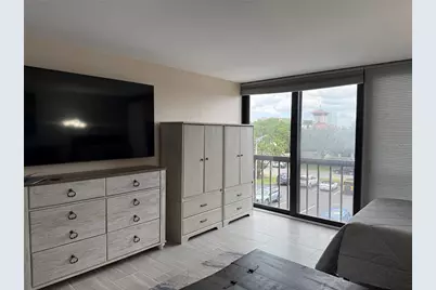 255 Dolphin Point #305, Clearwater Beach, FL 33767 - Photo 3