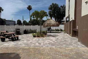 255 Dolphin Point, Clearwater Beach, FL 33767 - Photo 29