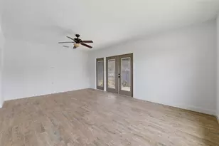 3030 5th St N, Saint Petersburg, FL 33704 - Photo 49