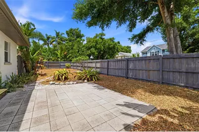 3030 5th Street N, Saint Petersburg, FL 33704 - Photo 23
