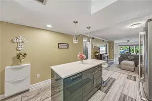 801 83rd Ave N, Saint Petersburg, FL 33702 - Photo 5
