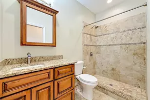 1003 W Outbound Pl, Tampa, FL 33612 - Photo 41