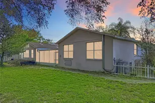 1003 W Outbound Pl, Tampa, FL 33612 - Photo 3