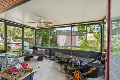 9624 Hidden Oaks Circle, Tampa, FL 33612 - Photo 29