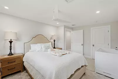 1024 44th Avenue NE, Saint Petersburg, FL 33703 - Photo 19