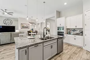 14622 Red Castle Ave, Lithia, FL 33547 - Photo 11
