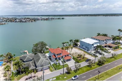 4 Paradise Lane, Treasure Island, FL 33706 - Photo 9