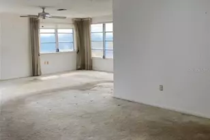 5521 80th St N, Saint Petersburg, FL 33709 - Photo 5