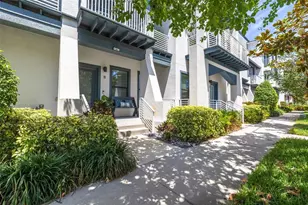 946 Highland Ave, Dunedin, FL 34698 - Photo 1