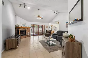 5127 Nashville Dr, Tampa, FL 33624 - Photo 9