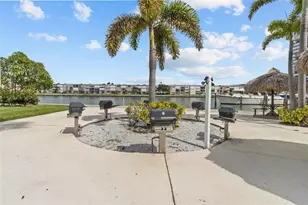 7400 Sun Island Dr S, South Pasadena, FL 33707 - Photo 41