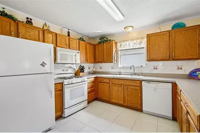 17167 SE 76th Boxbury Ct, The Villages, FL 32162 - Photo 5