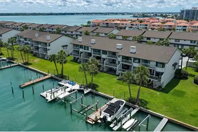 118 Marina Del Rey Court, Clearwater Beach, FL 33767 - Photo 49