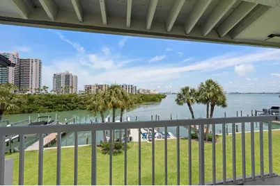 118 Marina Del Rey Court, Clearwater Beach, FL 33767 - Photo 41