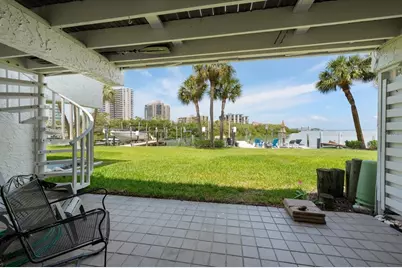 118 Marina Del Rey Court, Clearwater Beach, FL 33767 - Photo 9
