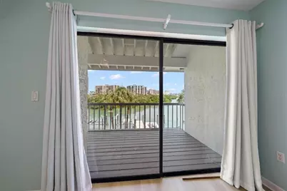 118 Marina Del Rey Court, Clearwater Beach, FL 33767 - Photo 25