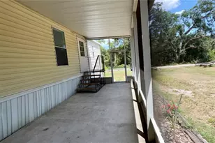 19112 Iverson Rd, Lutz, FL 33559 - Photo 7