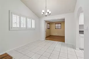 8806 Oak Cir, Tampa, FL 33615 - Photo 11