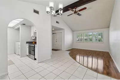 8806 Oak Circle, Tampa, FL 33615 - Photo 13