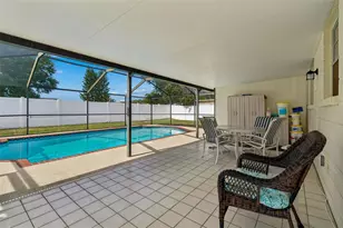 8806 Oak Cir, Tampa, FL 33615 - Photo 37