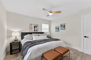 2575 Granada Cir E, Saint Petersburg, FL 33712 - Photo 19