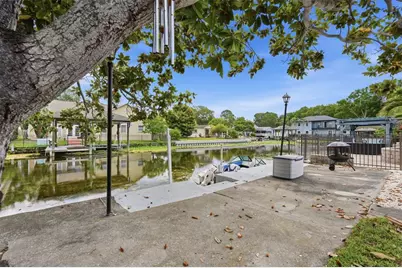 179 E Canal Drive, Palm Harbor, FL 34684 - Photo 29
