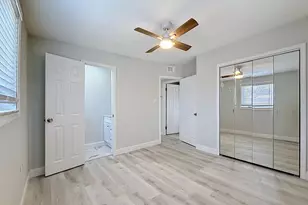 9369 83rd St N, Seminole, FL 33777 - Photo 23
