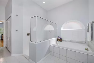 18814 Place Antibes, Lutz, FL 33558 - Photo 25