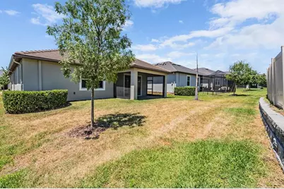 31427 Cannon Rush Drive, San Antonio, FL 33576 - Photo 25