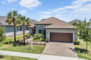 31427 Cannon Rush Dr, San Antonio, FL 33576 - Photo 1